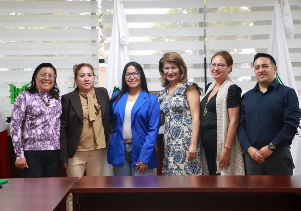 Alumna de UTH se va a Estados Unidos en el programa de movilidad