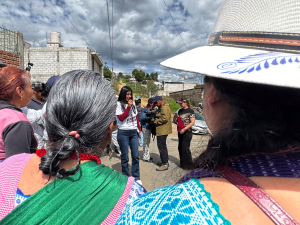 Gaby "La Bonita" S&aacute;nchez camina La Resurrecci&oacute;n promocionando su pelea por Puebla