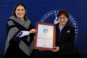 Entrega Turismo Distintivo “H” al comedor del Círculo Infantil de la BUAP