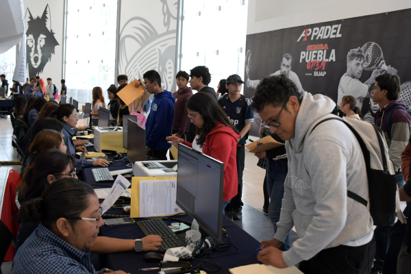 BUAP brinda segunda oportunidad a 5 mil 600 j&oacute;venes para ingresar a la Universidad