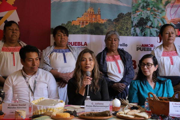 Con feria del mole, Calpan se consolida en turismo gastron&oacute;mico