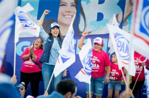 Anuncia Libia en Las Joyas guarderías, escuelas de tiempo completo y tarjeta rosa para todas