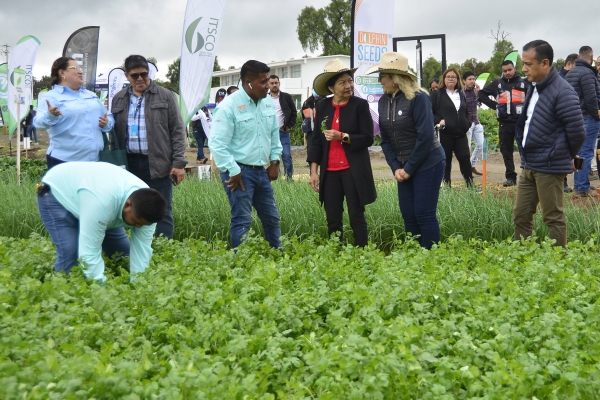 Inaugura la Rectora María Lilia Cedillo Ramírez la 15 Expo Hortícola Puebla BUAP 2023