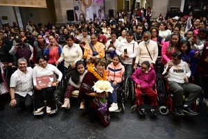 Son mujeres un eje fundamental de la política social de la Gobernadora Delfina Gómez