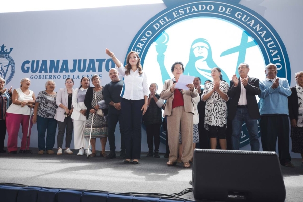 Inicia el Gobierno de la gente; Libia encabeza un momento histórico para Guanajuato