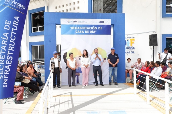 INICIA MUNDO TLATEHUI Y LUPITA CUAUTLE REHABILITACIÓN DE CASA DE DÍA EN LA CABECERA MUNICIPAL