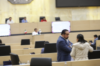 Se&ntilde;alan a diputado Rafael Micalco por ausentarse durante participaci&oacute;n de representantes de pueblos originarios en el Congreso