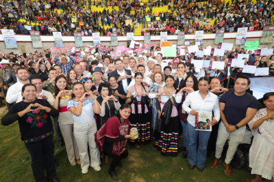 GOBIERNO ESTATAL TRANSFORMA EN GRANDE EL CAMPO DE LA SIERRA NORTE