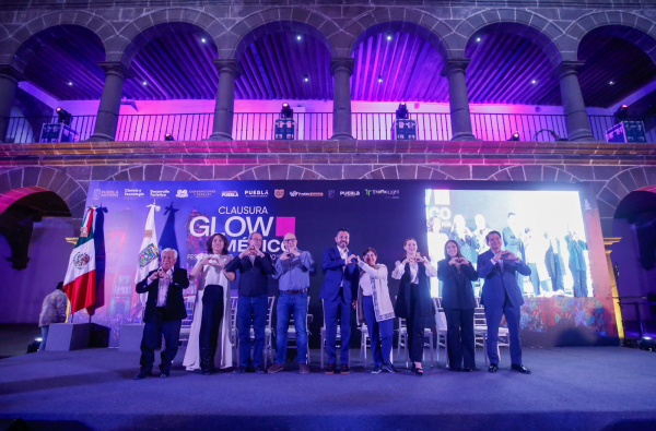 PUEBLA SE LLEN&Oacute; DE ARTE, FESTIVAL GLOW ROMPE EXPECTATIVAS DE ASISTENCIA