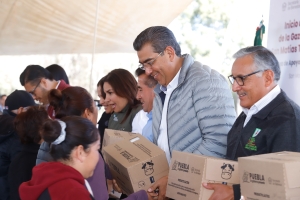 CON RESPETO A LA SOCIEDAD, GOBIERNO ESTATAL INVIERTE DINERO DEL PUEBLO: SERGIO SALOMÓN