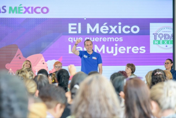 MARIO RIESTRA ANUNCIA SEGURO CONTRA BACHES Y PAVIMENTACIÓN DE 5 MIL CALLES