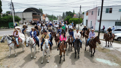 Tonantzin Fern&aacute;ndez da inicio a las celebraciones de la Feria Milenaria con tradicional Cabalgata