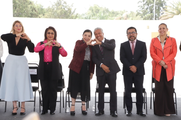 Juventud poblana honra valores patrios e impulsa su formación integral