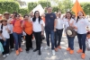 Fernando Morales visita el mercado municipal y recorre las calles de Amozoc.