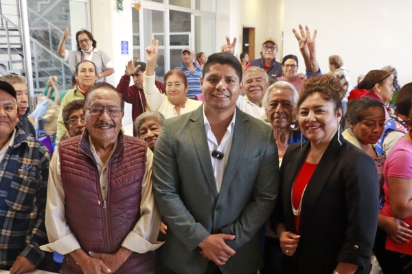 VISITA OMAR MUÑOZ DESAYUNADOR DEL SISTEMA MUNICIPAL DIF