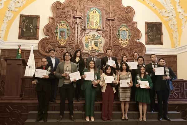 Premia BUAP a las mejores tesis de posgrado