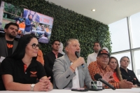 Fer Morales presenta propuestas de campaña ante medios de comunicación