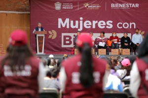 Gobierno de Delfina Gómez entrega programas sociales en beneficio de mujeres y personas con discapacidad en Tultitlán