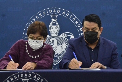 Con un aumento de 4 por ciento firma BUAP contratos colectivos de trabajo con SITBUAP y ASPABUAP