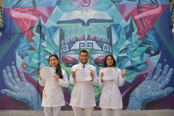 Estudiantes de Medicina BUAP avanzan a etapa nacional de Infomatrix 2026