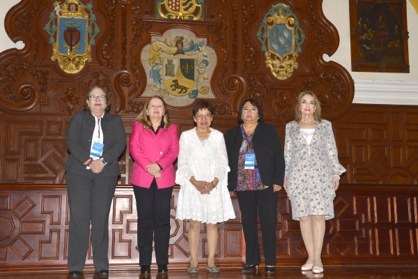 Dicta ministra de la SCJN conferencia en la BUAP sobre la justicia en la era de la inteligencia artificial