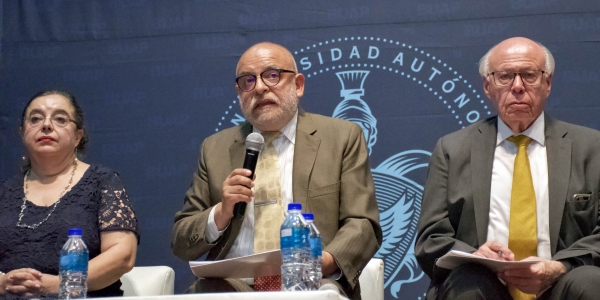 Analizan en la BUAP el “Fortalecimiento de la Partería en México”