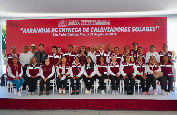 A trav&eacute;s de calentadores solares, lleva Tonantzin Fern&aacute;ndez bienestar a m&aacute;s de 10 mil cholultecas
